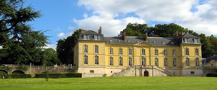 Chateau à La Celle-Saint-Cloud